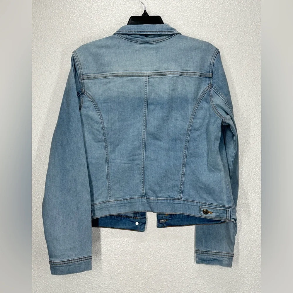 Social Standard by Sanctuary Light Wash Button Up Denim Jean Jacket Large - Picture 5 of 9